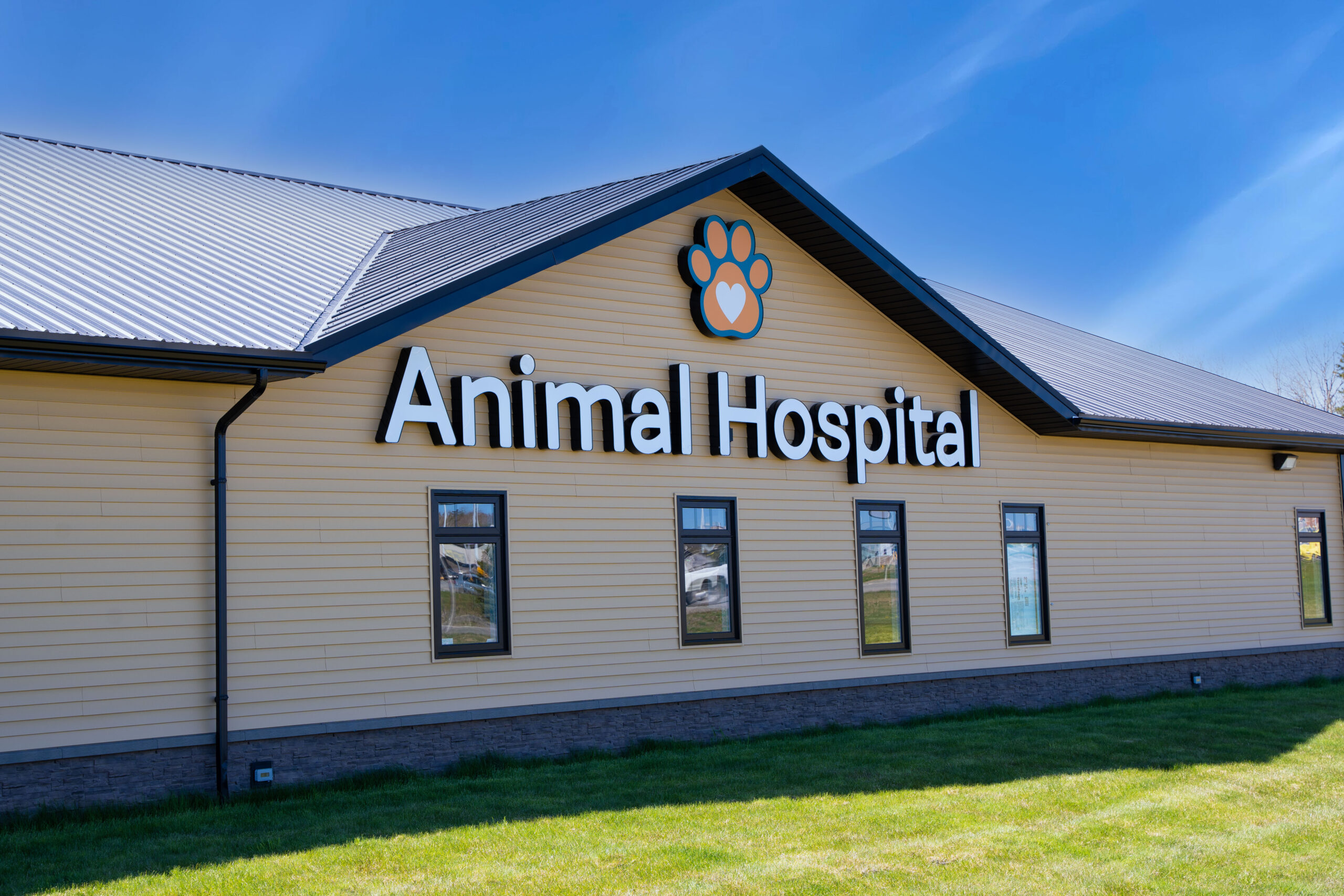 Cumberland Animal Hospital Building Sign Photo